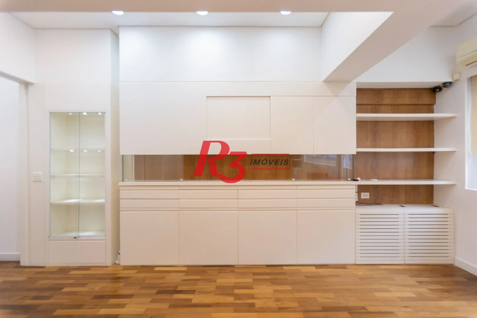 Sala para alugar, 65 m² por R$ 4.500,02/mês - Gonzaga - Santos/SP
