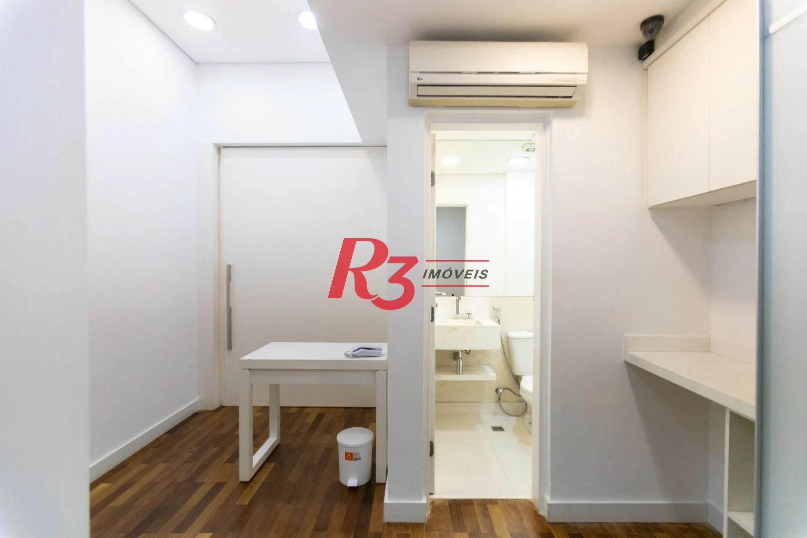 Sala para alugar, 65 m² por R$ 4.500,02/mês - Gonzaga - Santos/SP