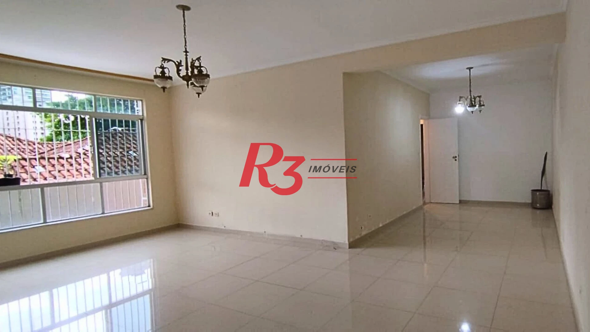 Apartamento com 3 dormitórios à venda, 135 m² por R$ 850.000,00 - Pompéia - Santos/SP