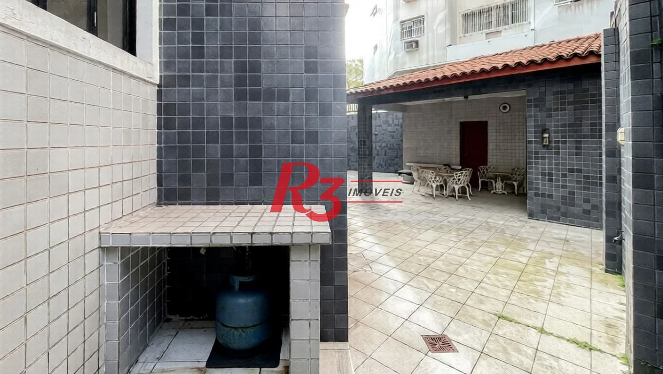 Sobrado com 4 dormitórios à venda, 266 m² por R$ 2.800.000,00 - Gonzaga - Santos/SP