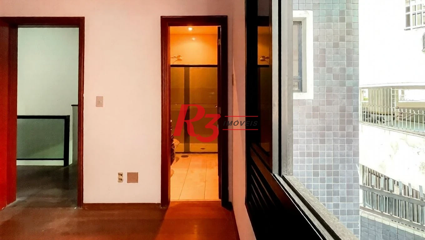 Sobrado com 4 dormitórios à venda, 266 m² por R$ 2.800.000,00 - Gonzaga - Santos/SP