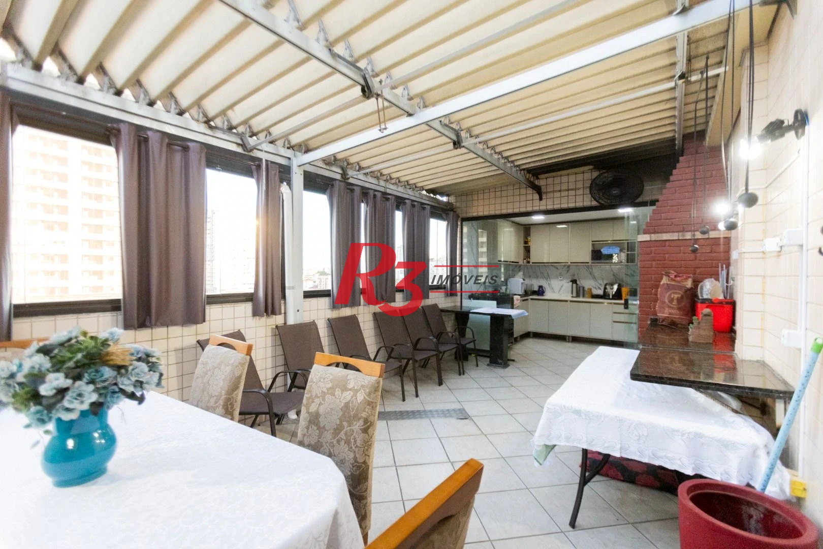 Apartamento Duplex com 3 dormitórios à venda, 160 m² por R$ 1.100.000,00 - Encruzilhada - Santos/SP