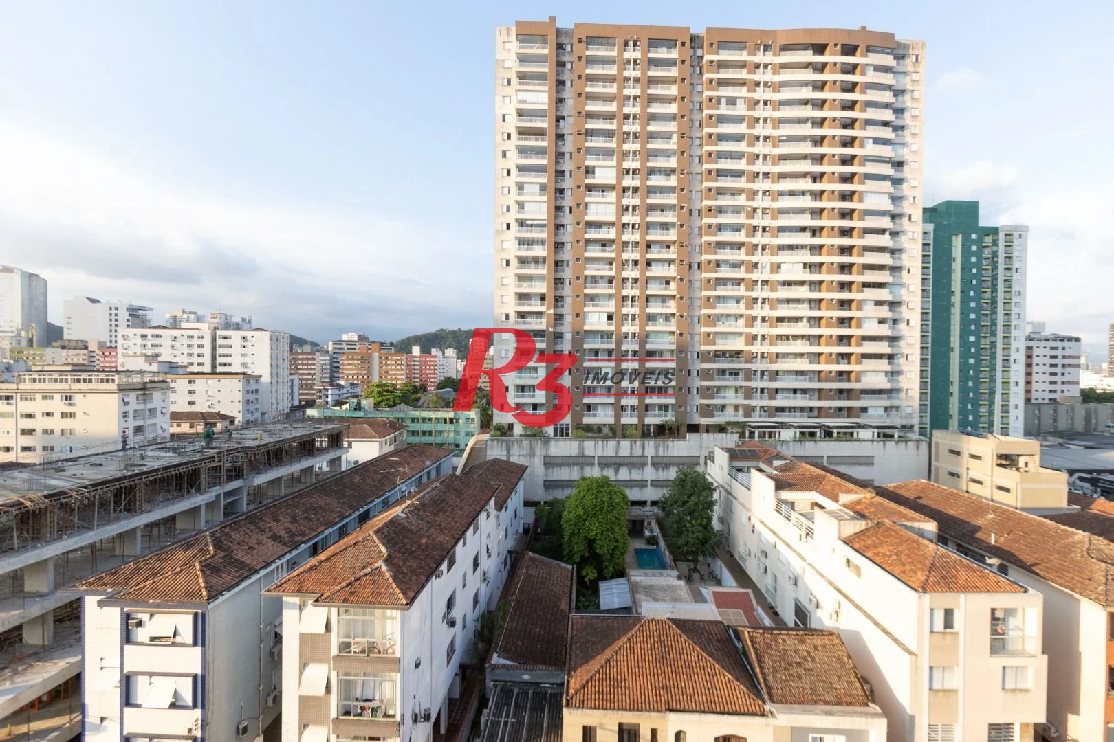 Apartamento Duplex com 3 dormitórios à venda, 160 m² por R$ 1.100.000,00 - Encruzilhada - Santos/SP