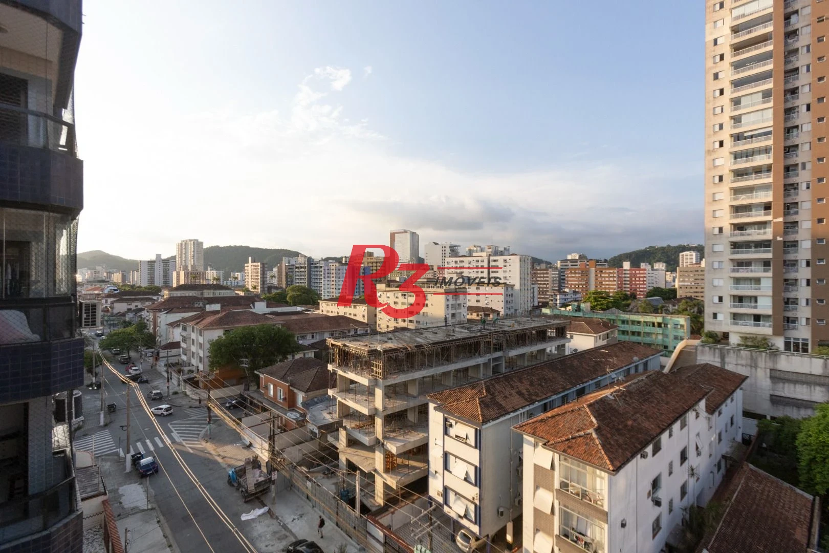 Apartamento Duplex com 3 dormitórios à venda, 160 m² por R$ 1.100.000,00 - Encruzilhada - Santos/SP