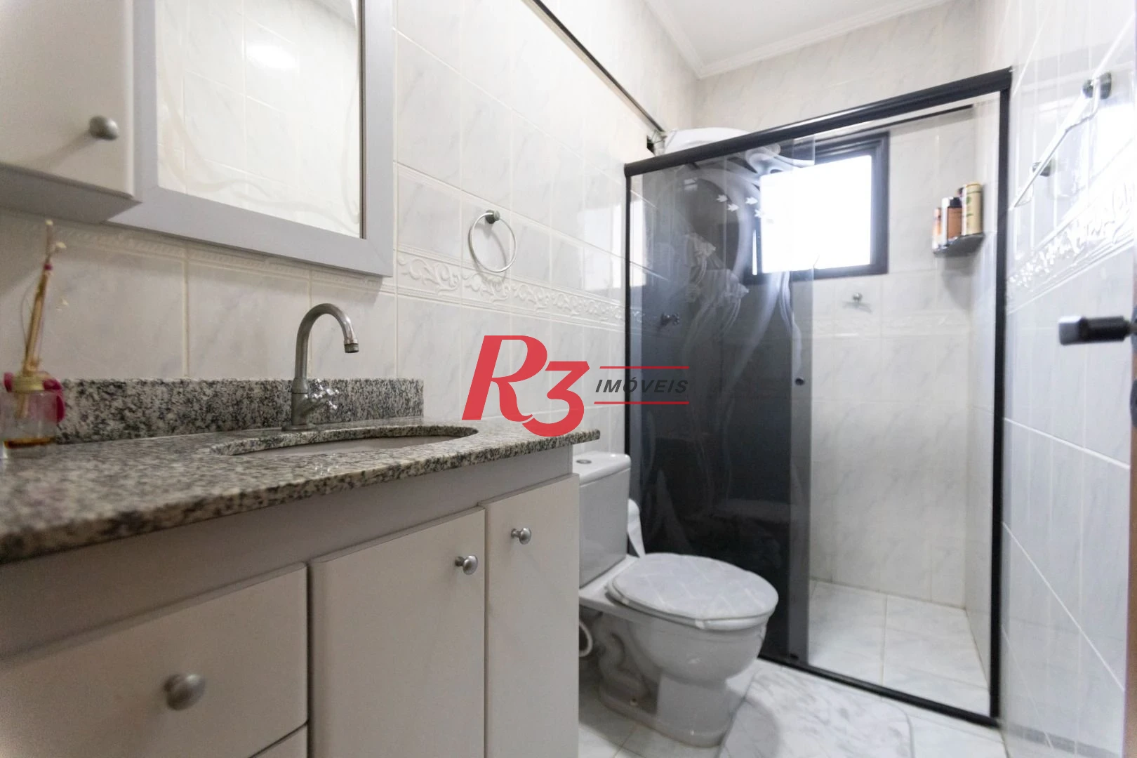 Apartamento Duplex com 3 dormitórios à venda, 160 m² por R$ 1.100.000,00 - Encruzilhada - Santos/SP