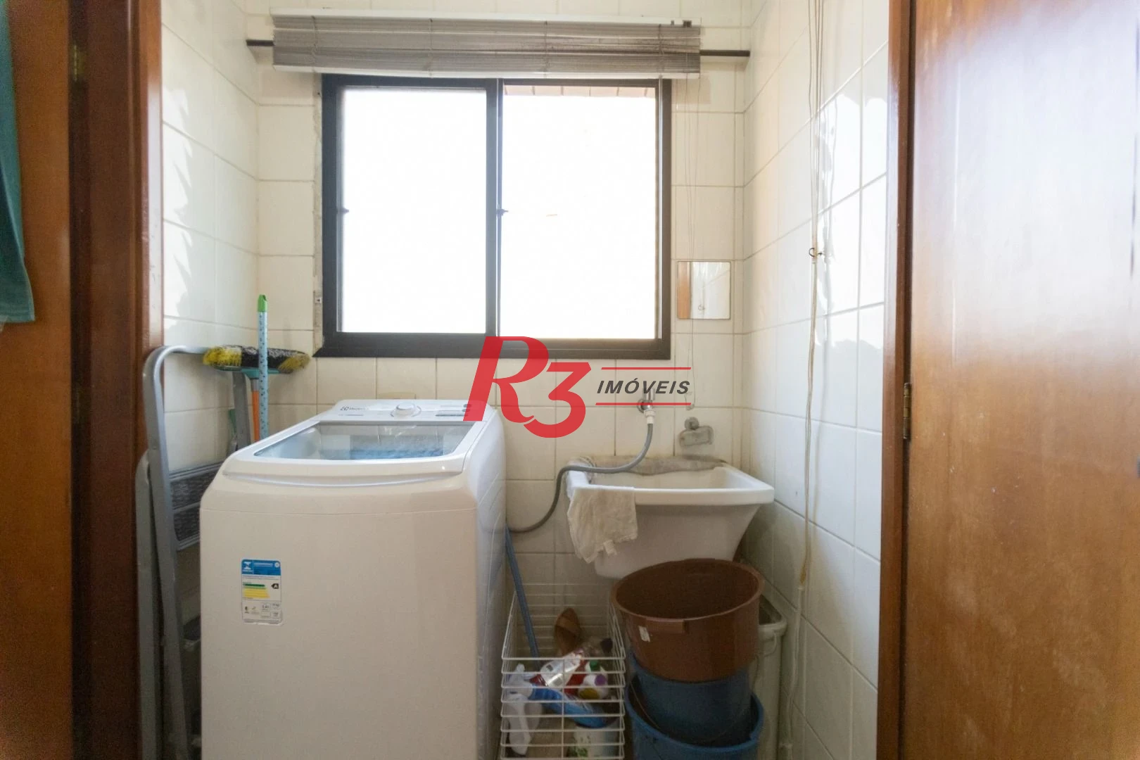 Apartamento Duplex com 3 dormitórios à venda, 160 m² por R$ 1.100.000,00 - Encruzilhada - Santos/SP