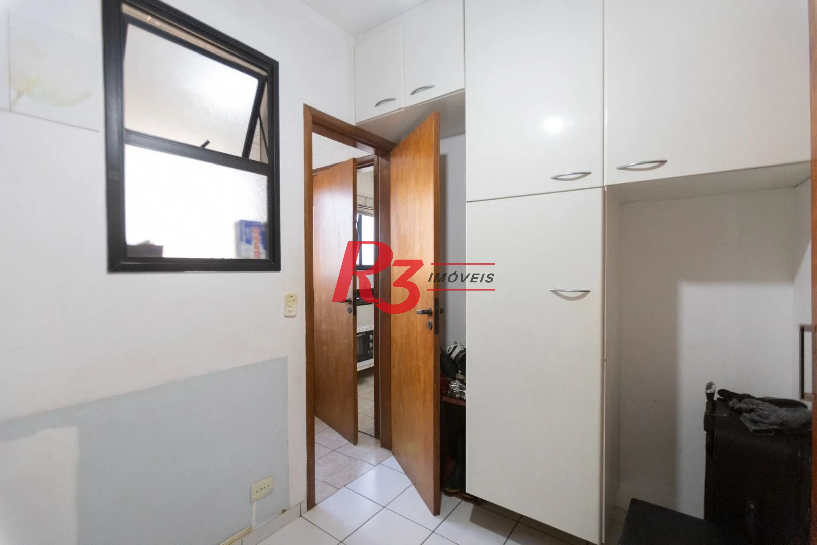 Apartamento Duplex com 3 dormitórios à venda, 160 m² por R$ 1.100.000,00 - Encruzilhada - Santos/SP
