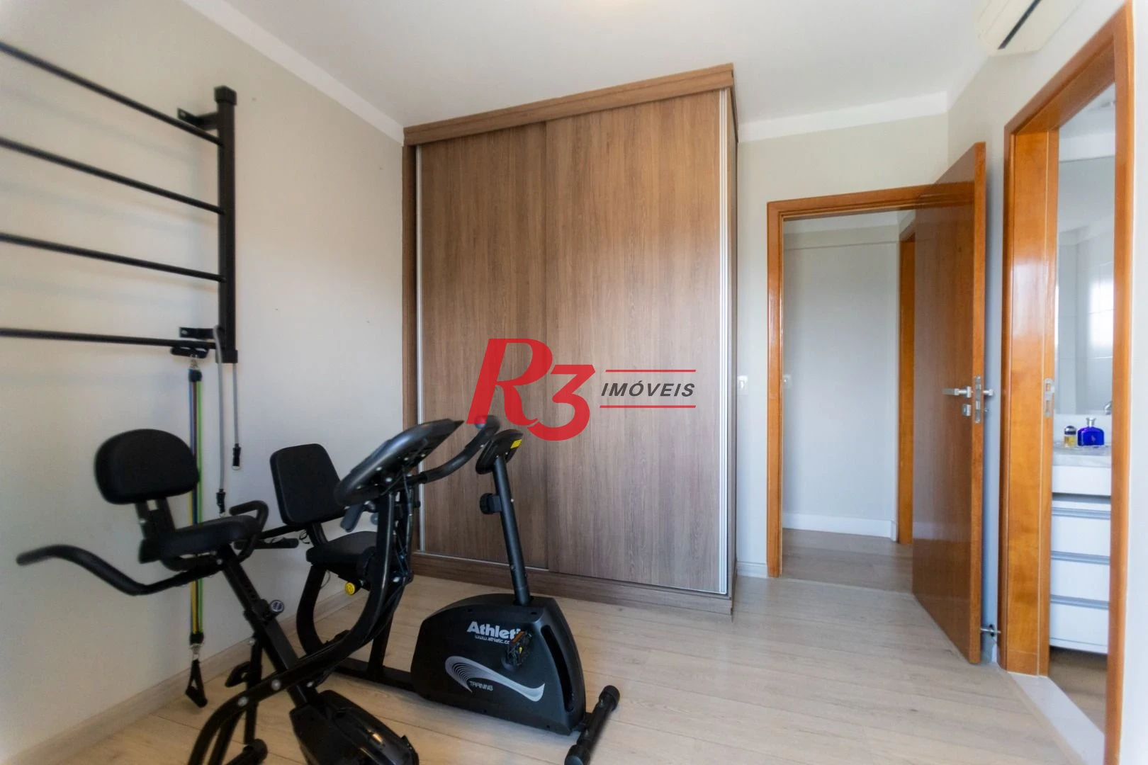 Apartamento para alugar, 171 m² por R$ 13.000,02/mês - Embaré - Santos/SP