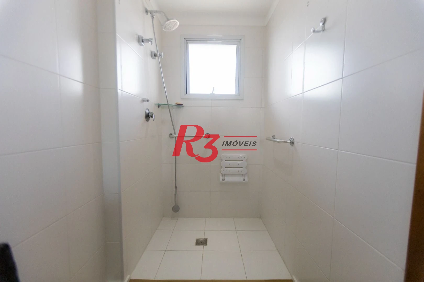 Apartamento para alugar, 171 m² por R$ 13.000,02/mês - Embaré - Santos/SP