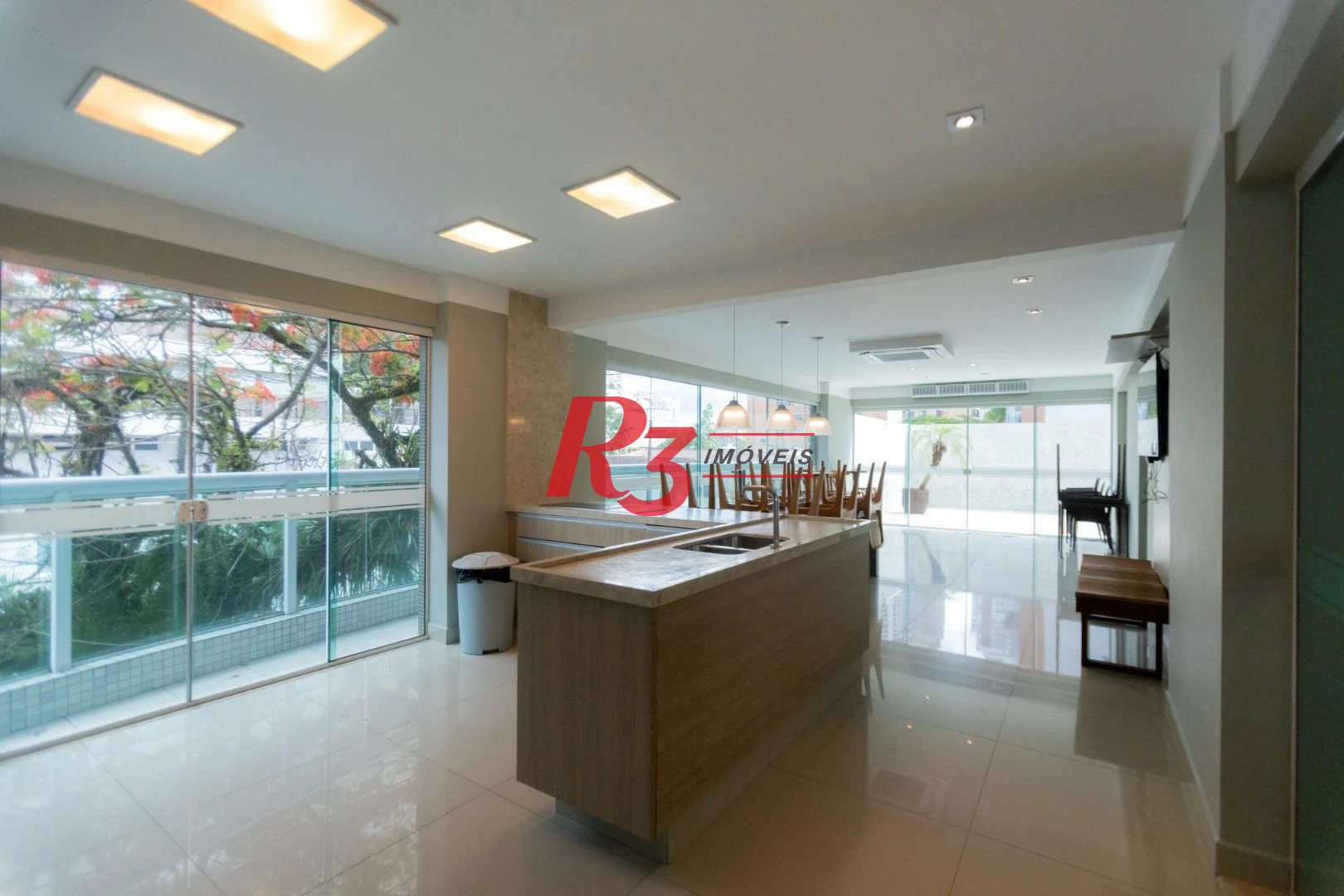 Apartamento para alugar, 171 m² por R$ 13.000,02/mês - Embaré - Santos/SP