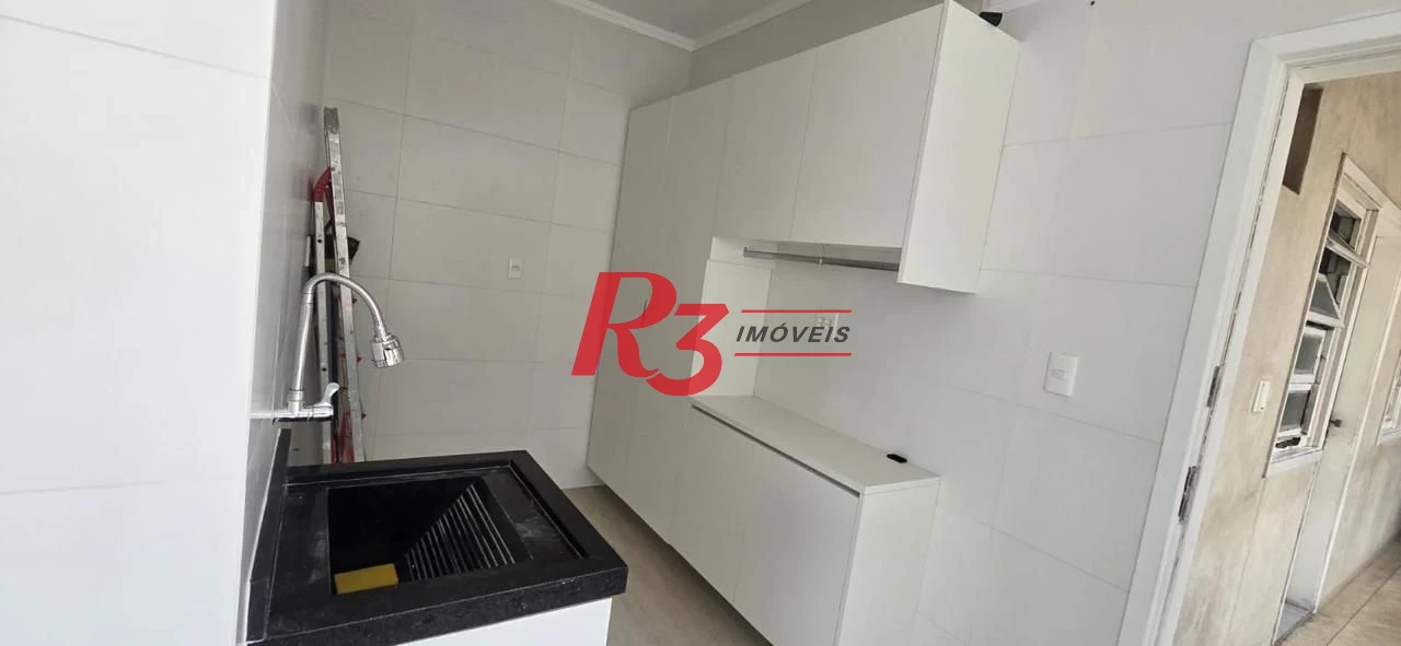 Apartamento com 3 dormitórios à venda, 188 m² por R$ 1.420.000,00 - José Menino - Santos/SP