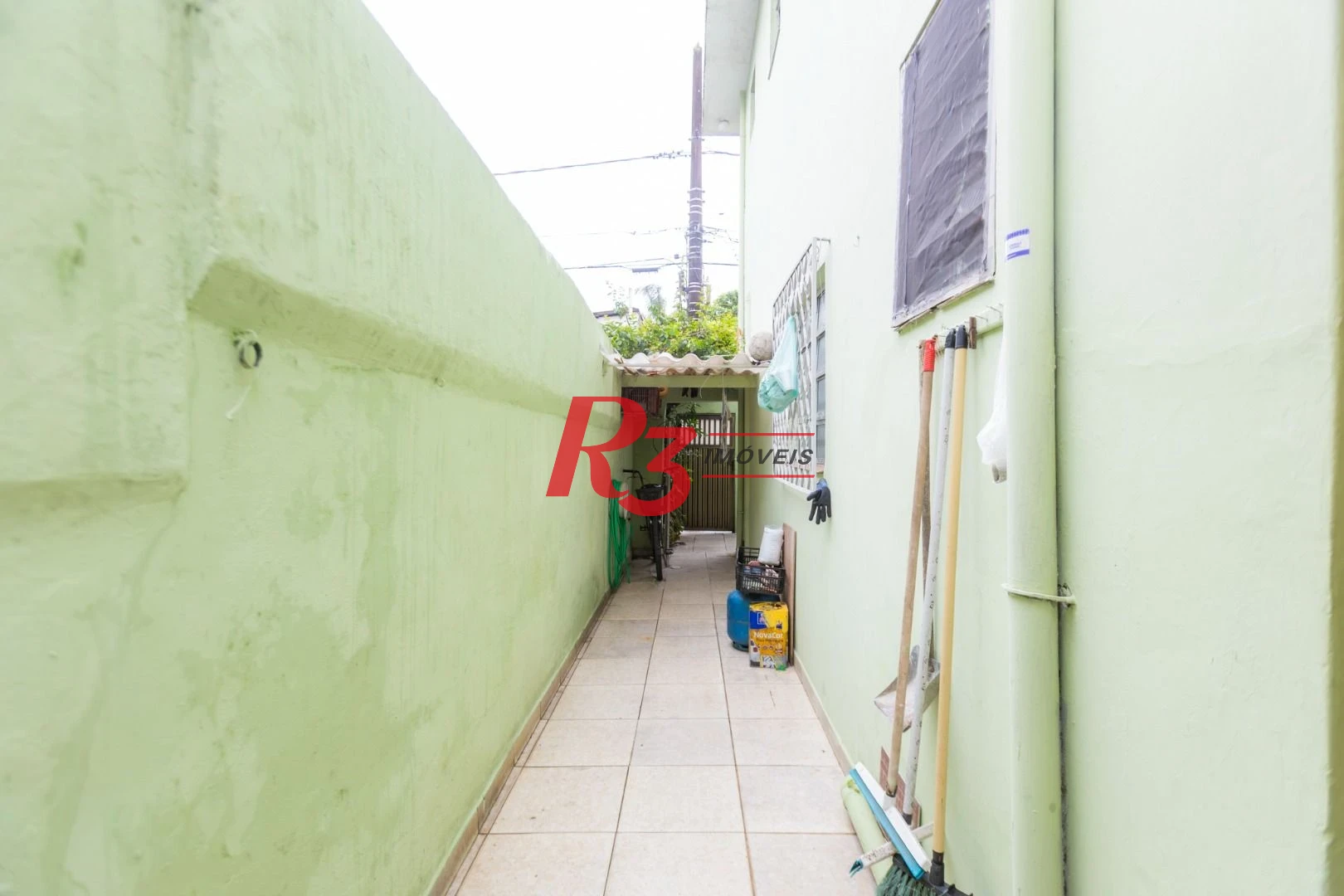 Sobrado à venda, 117 m² por R$ 470.000,00 - Estuário - Santos/SP