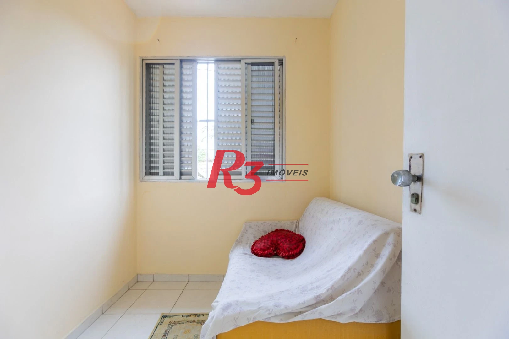 Sobrado à venda, 117 m² por R$ 470.000,00 - Estuário - Santos/SP
