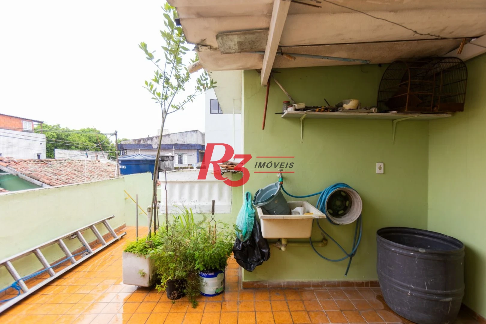 Sobrado à venda, 117 m² por R$ 470.000,00 - Estuário - Santos/SP