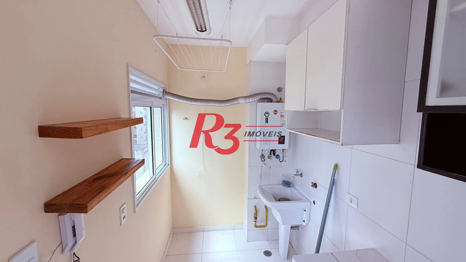 Apartamento à venda, 73 m² por R$ 675.000,00 - José Menino - Santos/SP