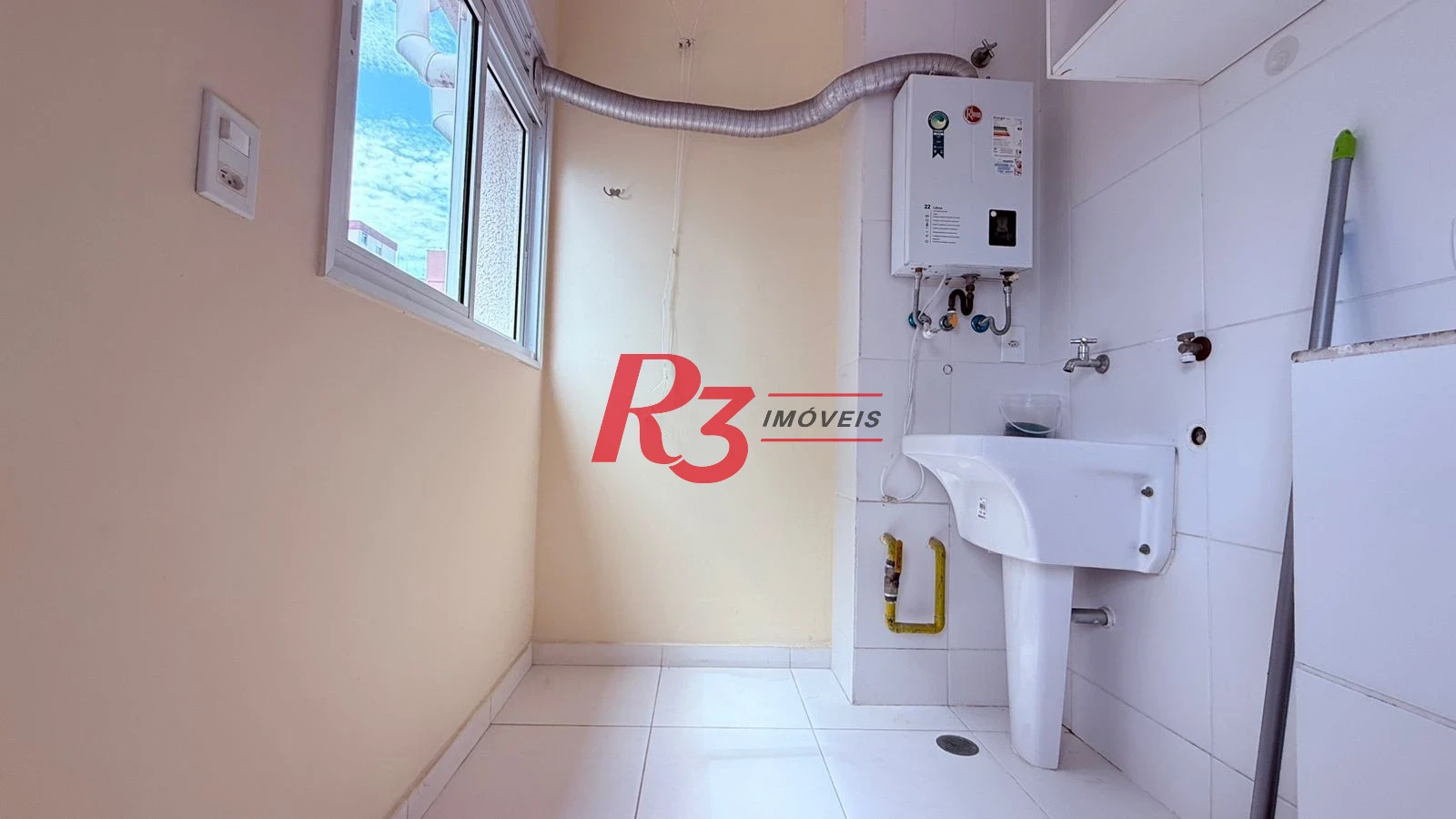 Apartamento à venda, 73 m² por R$ 675.000,00 - José Menino - Santos/SP