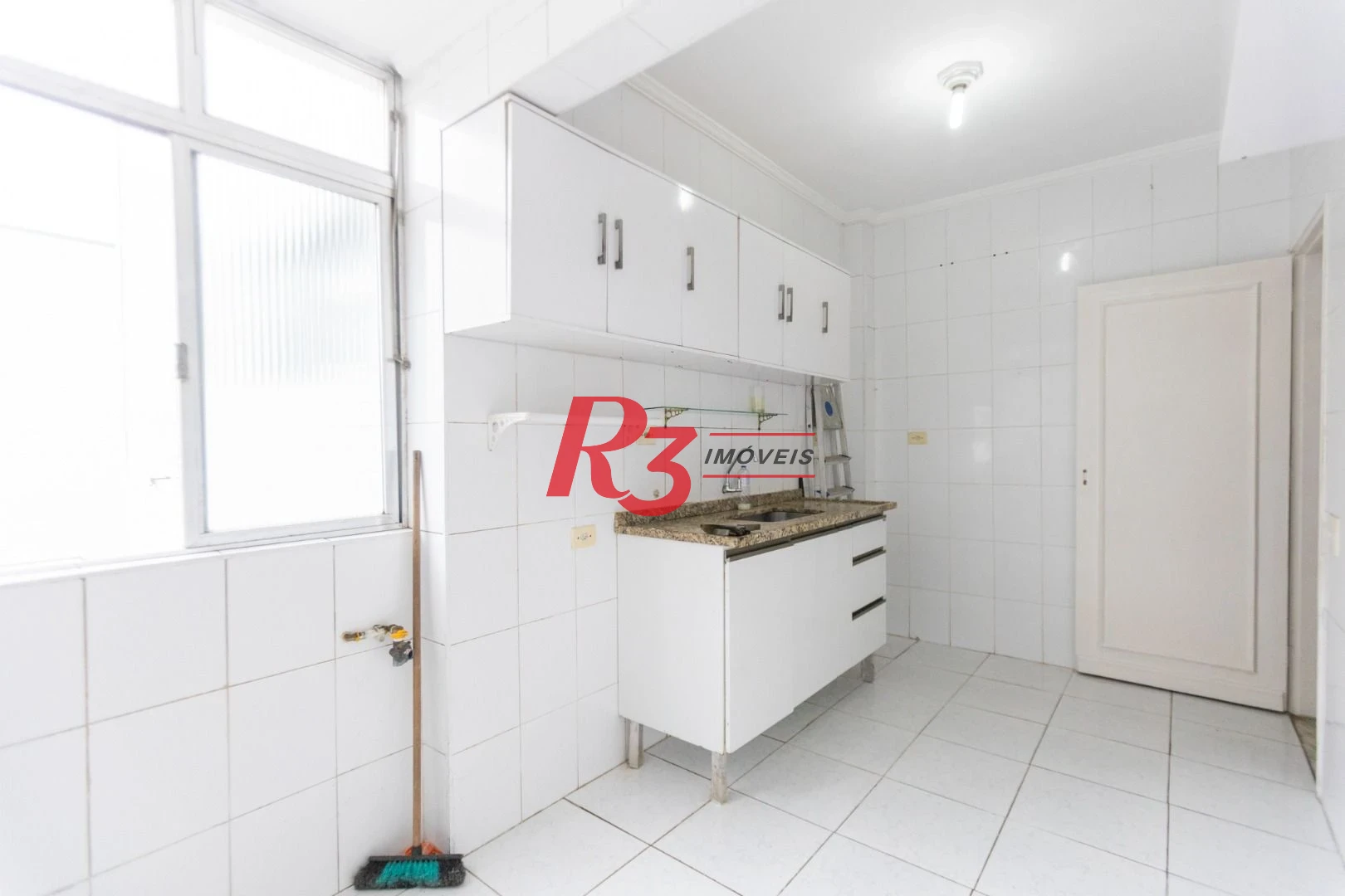 Apartamento com 2 dormitórios à venda, 86 m² por R$ 600.000,00 - Aparecida - Santos/SP