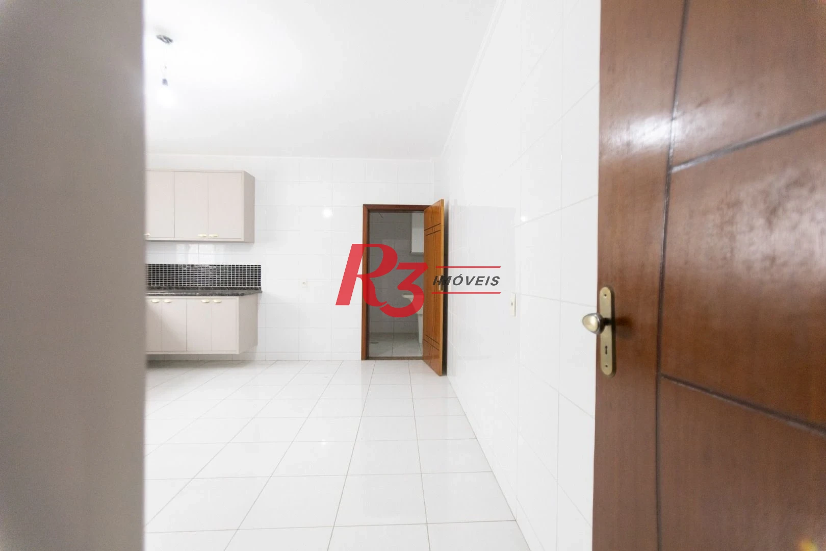 Sobrado com 4 dormitórios, 430 m² - venda por R$ 2.500.000,00 ou aluguel por R$ 15.000,00/mês - Campo Grande - Santos/SP