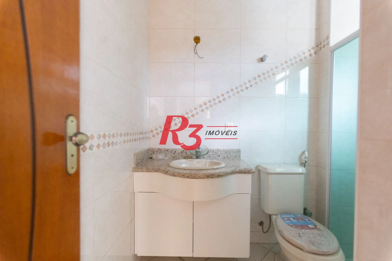 Sobrado com 4 dormitórios, 430 m² - venda por R$ 2.500.000,00 ou aluguel por R$ 15.000,00/mês - Campo Grande - Santos/SP