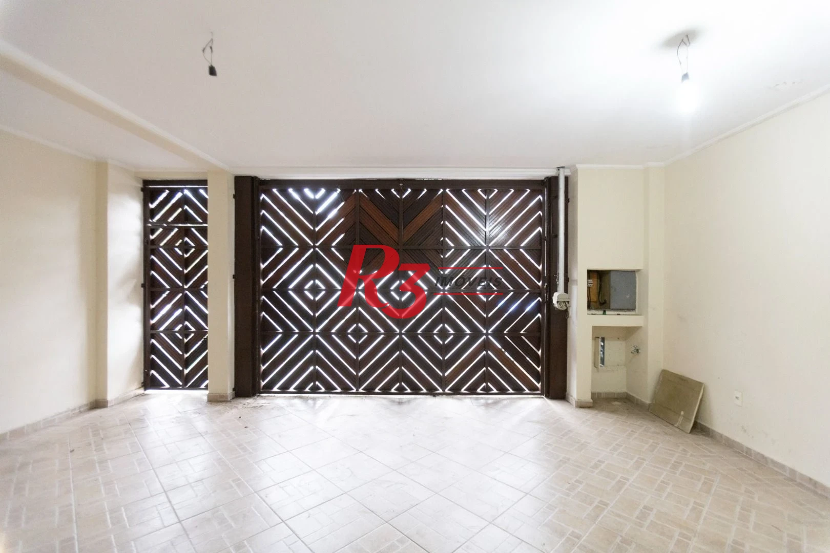 Sobrado com 4 dormitórios, 430 m² - venda por R$ 2.500.000,00 ou aluguel por R$ 15.000,00/mês - Campo Grande - Santos/SP
