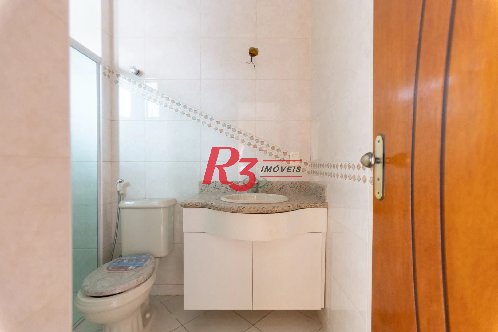 Sobrado com 4 dormitórios, 430 m² - venda por R$ 2.500.000,00 ou aluguel por R$ 15.000,00/mês - Campo Grande - Santos/SP