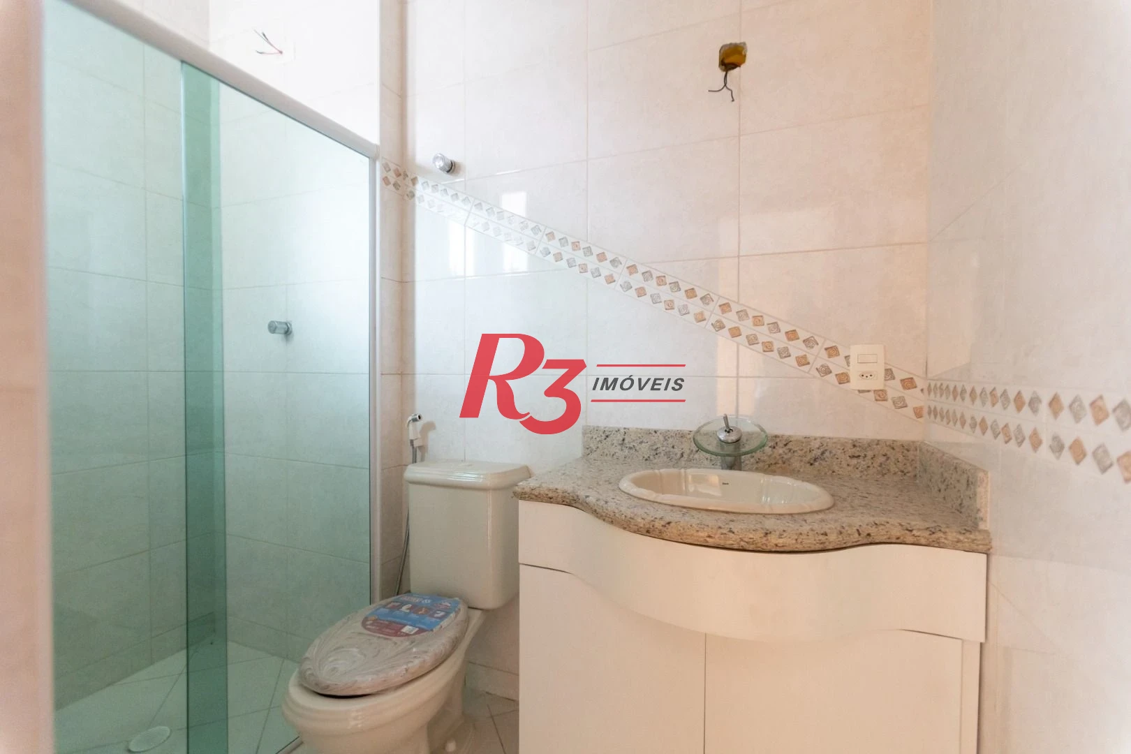 Sobrado com 4 dormitórios, 430 m² - venda por R$ 2.500.000,00 ou aluguel por R$ 15.000,00/mês - Campo Grande - Santos/SP