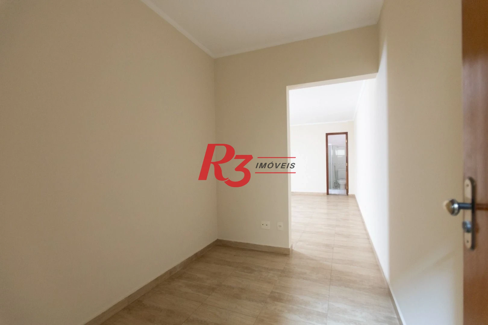 Sobrado com 4 dormitórios, 430 m² - venda por R$ 2.500.000,00 ou aluguel por R$ 15.000,00/mês - Campo Grande - Santos/SP
