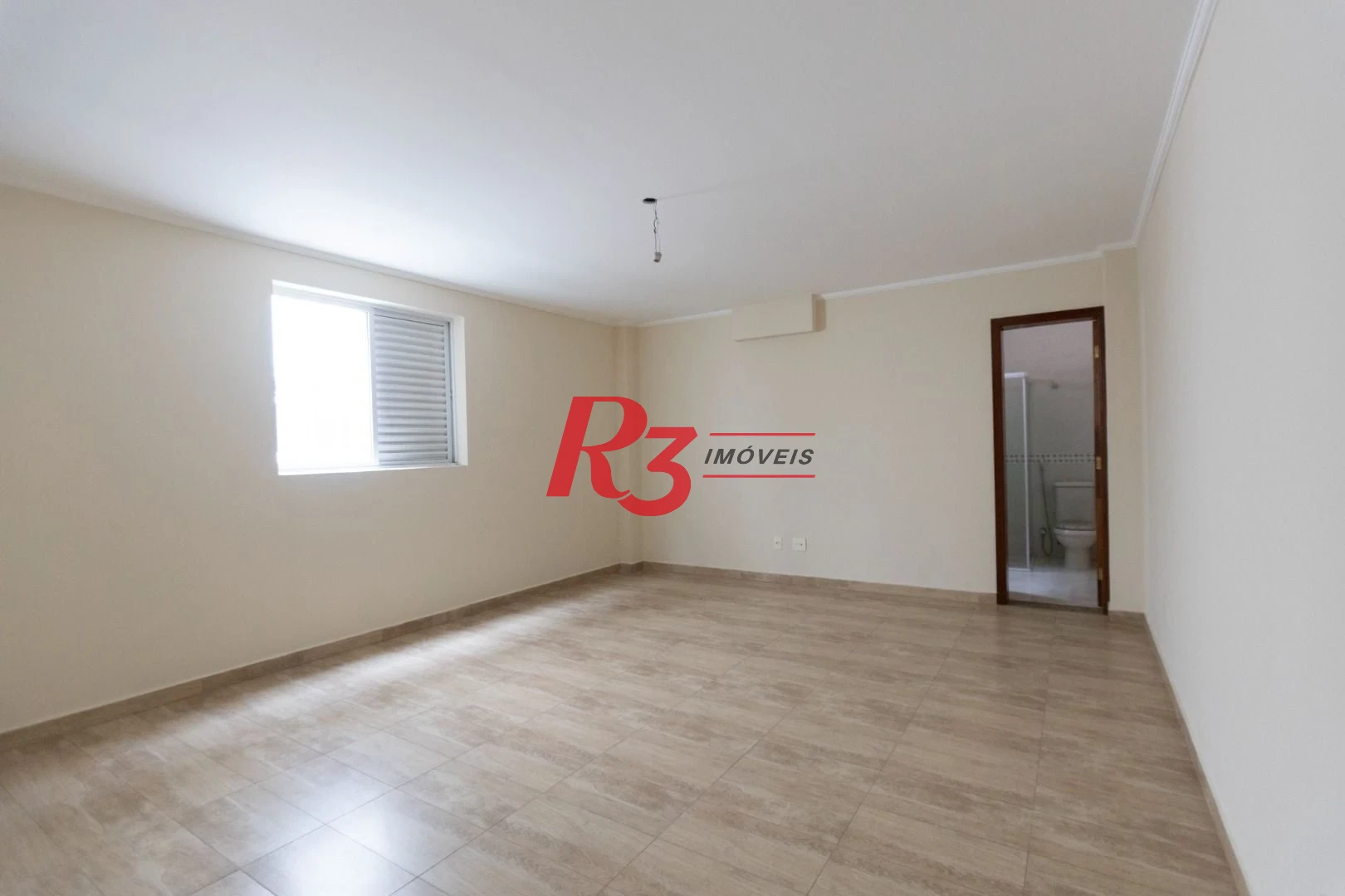 Sobrado com 4 dormitórios, 430 m² - venda por R$ 2.500.000,00 ou aluguel por R$ 15.000,00/mês - Campo Grande - Santos/SP