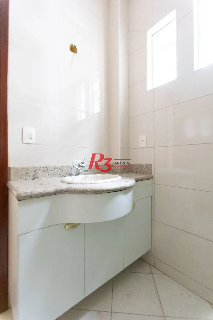 Sobrado com 4 dormitórios, 430 m² - venda por R$ 2.500.000,00 ou aluguel por R$ 15.000,00/mês - Campo Grande - Santos/SP