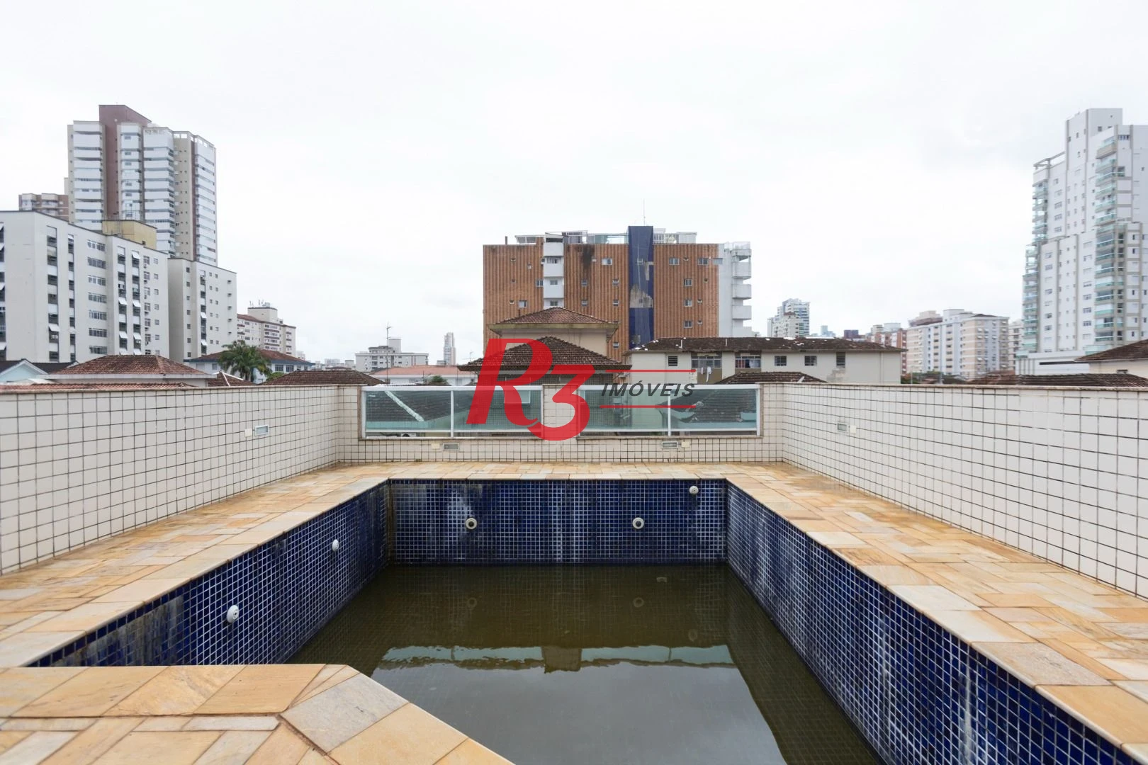 Sobrado com 4 dormitórios, 430 m² - venda por R$ 2.500.000,00 ou aluguel por R$ 15.000,00/mês - Campo Grande - Santos/SP