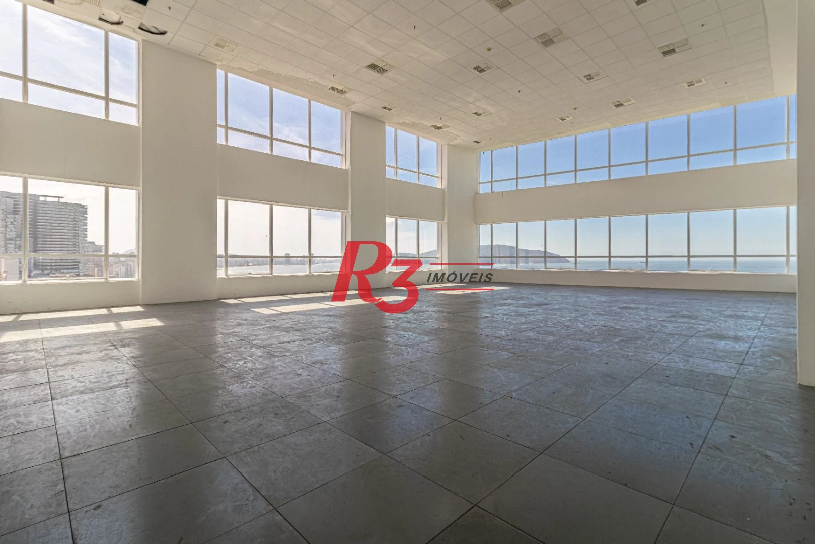 Sala para alugar, 254 m² por R$ 22.546,72/mês - José Menino - Santos/SP