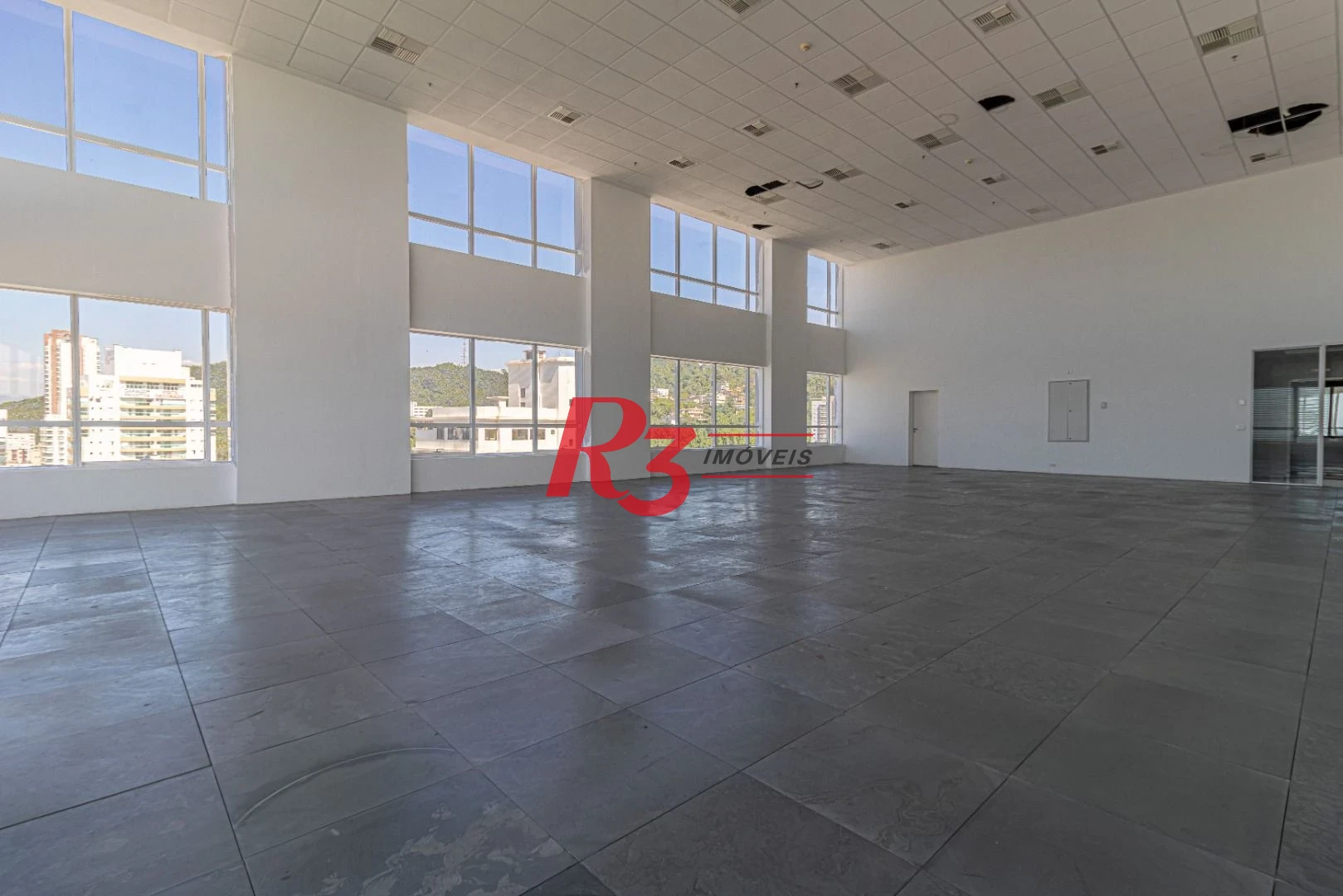 Sala para alugar, 284 m² por R$ 26.217,87/mês - José Menino - Santos/SP