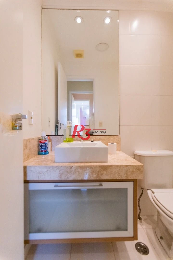 Apartamento com 2 dormitórios à venda, 62 m² por R$ 430.000,00 - Areia Branca - Santos/SP
