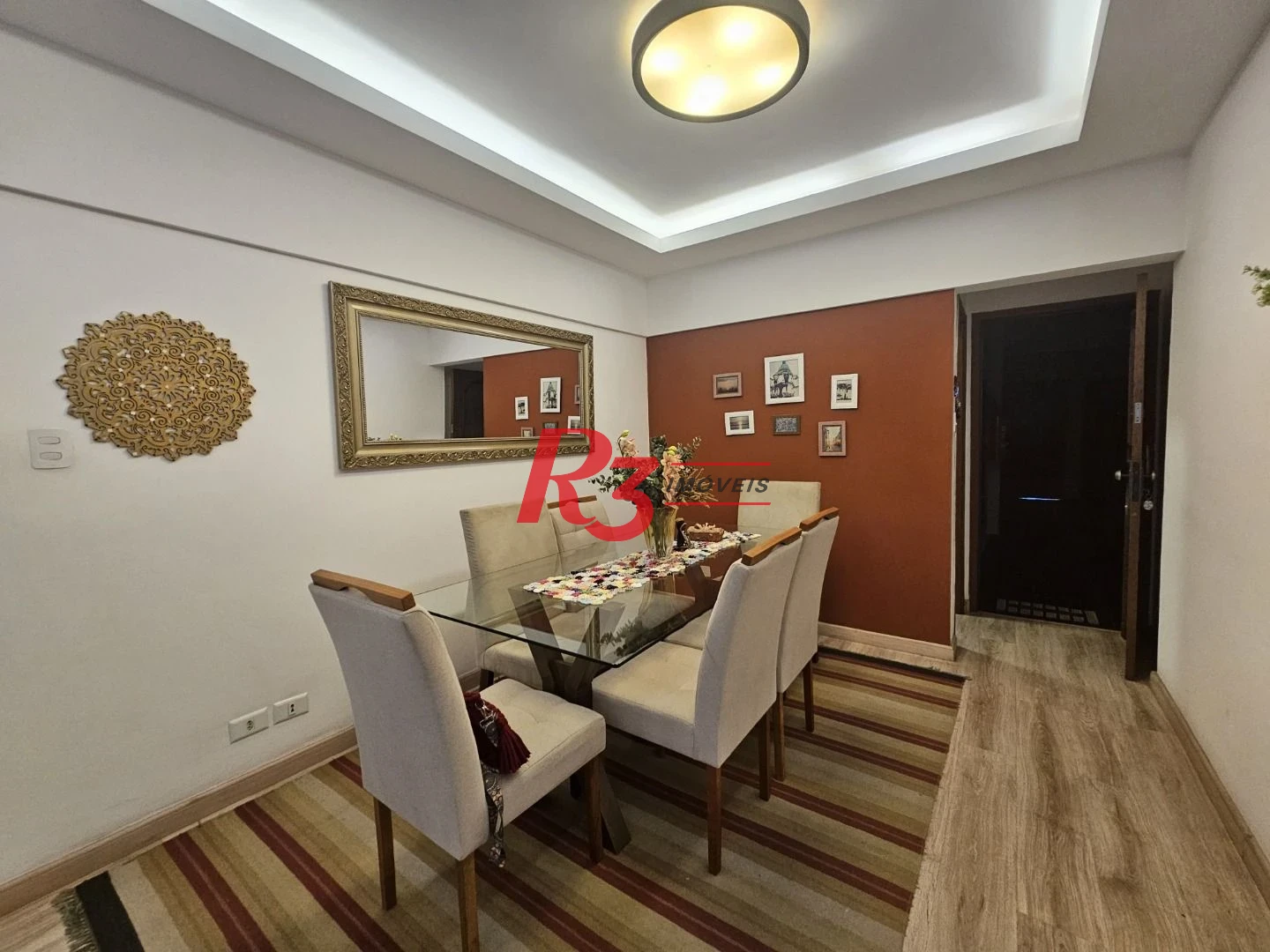 Apartamento com 2 dormitórios à venda, 110 m² por R$ 670.000,00 - Ponta da Praia - Santos/SP