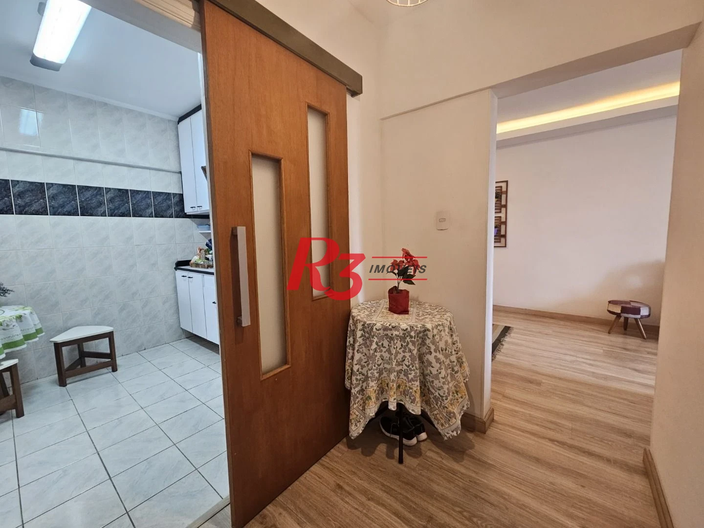 Apartamento com 2 dormitórios à venda, 110 m² por R$ 670.000,00 - Ponta da Praia - Santos/SP