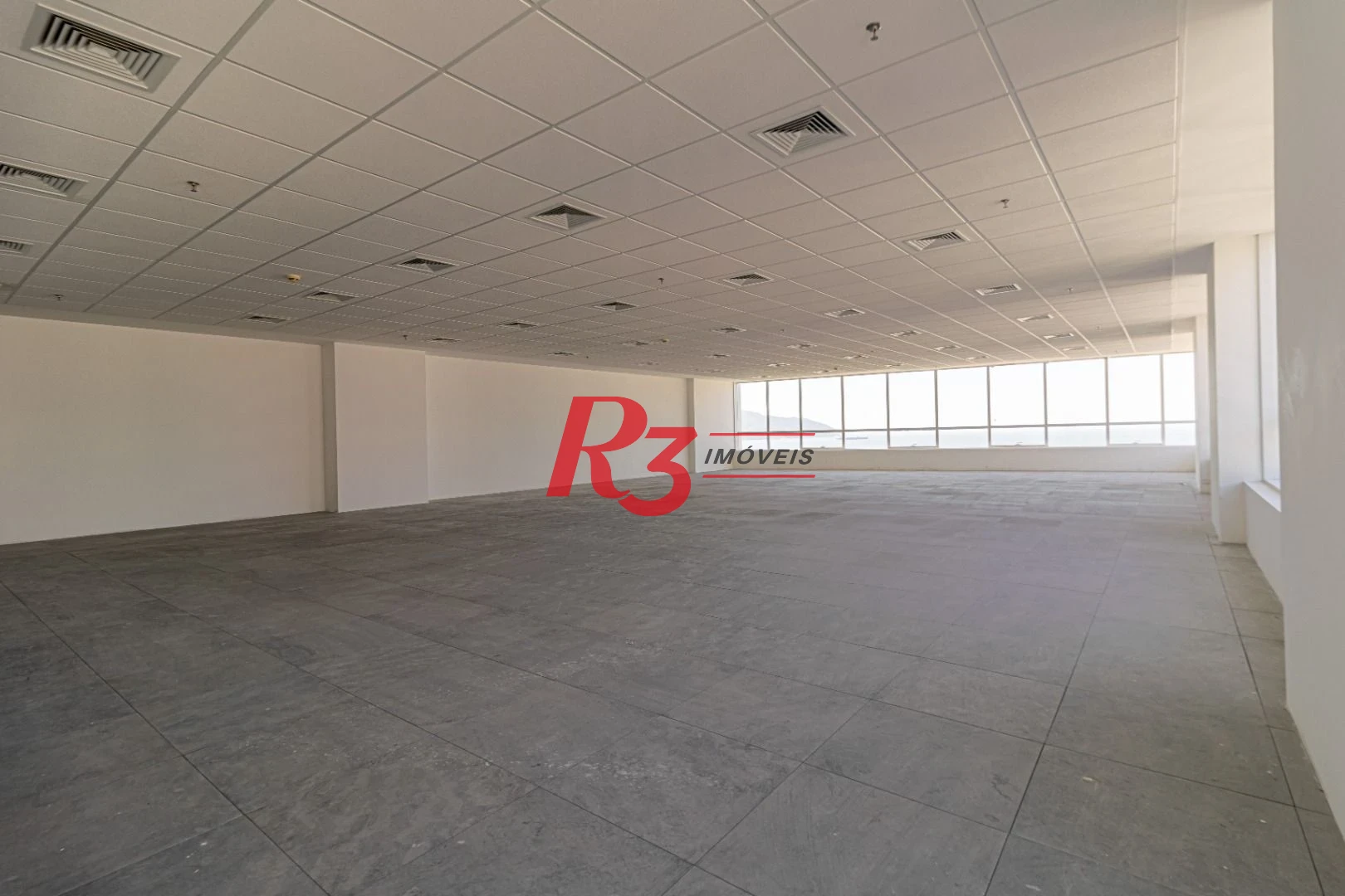 Sala para alugar, 517 m² por R$ 39.276,64/mês - José Menino - Santos/SP