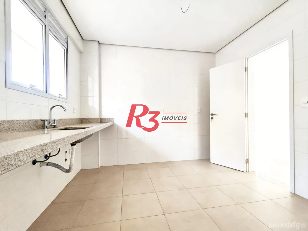 Apartamento com 3 dormitórios à venda, 137 m² por R$ 2.805.000,00 - José Menino - Santos/SP