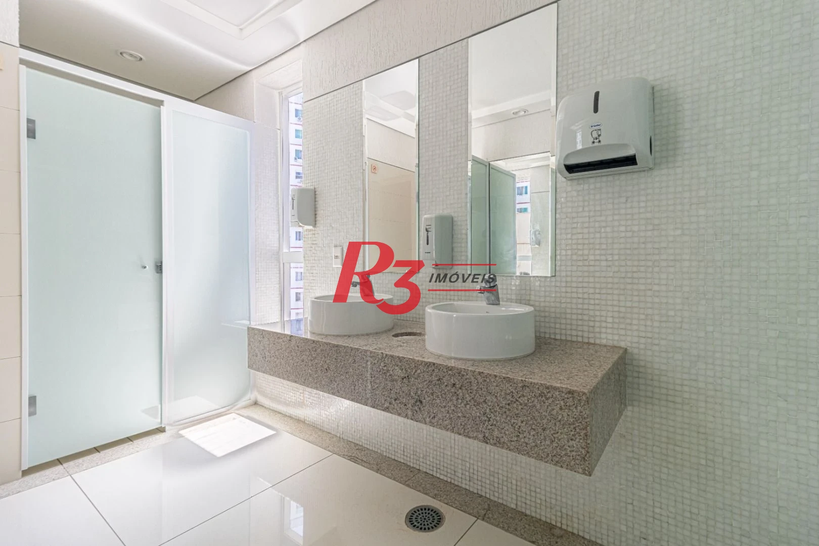 Sala para alugar, 517 m² por R$ 44.706,95/mês - José Menino - Santos/SP