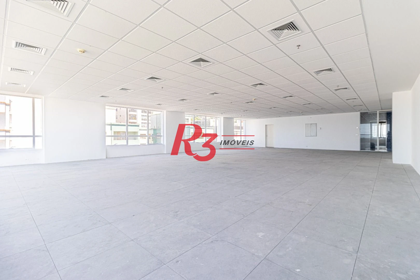 Sala para alugar, 517 m² por R$ 44.493,39/mês - José Menino - Santos/SP