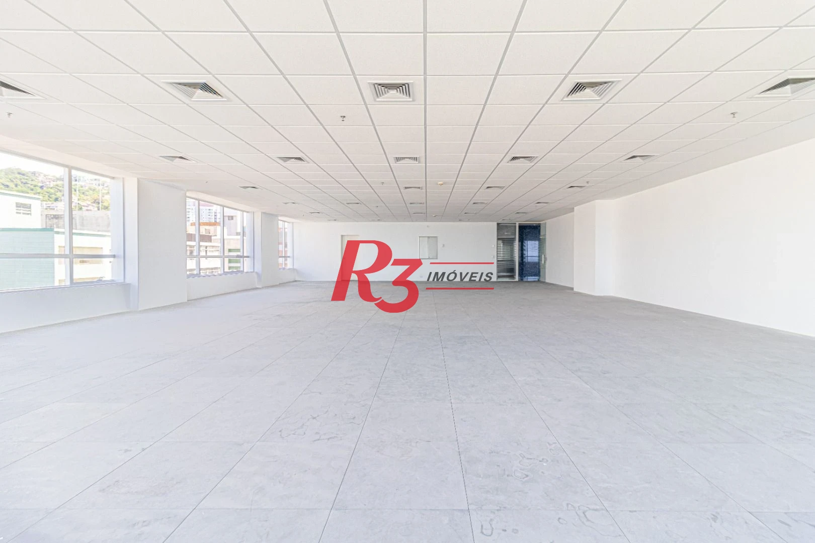 Sala para alugar, 517 m² por R$ 44.493,39/mês - José Menino - Santos/SP