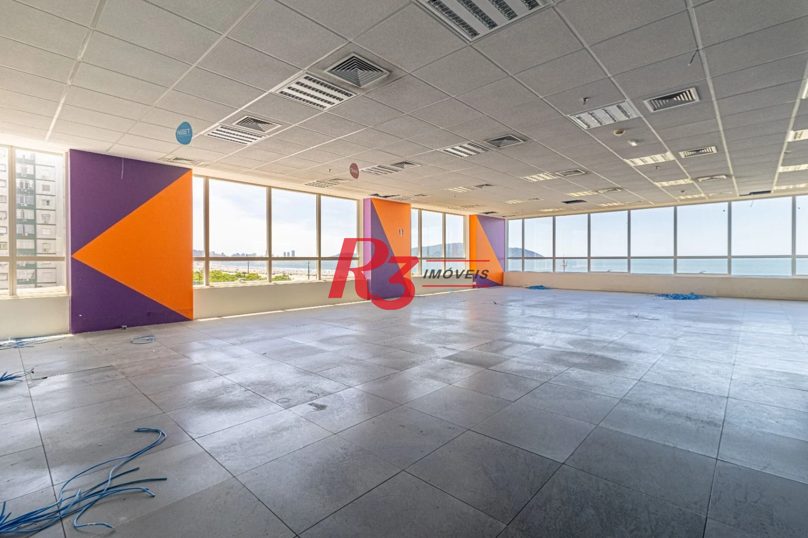 Sala para alugar, 517 m² por R$ 37.940,90/mês - José Menino - Santos/SP