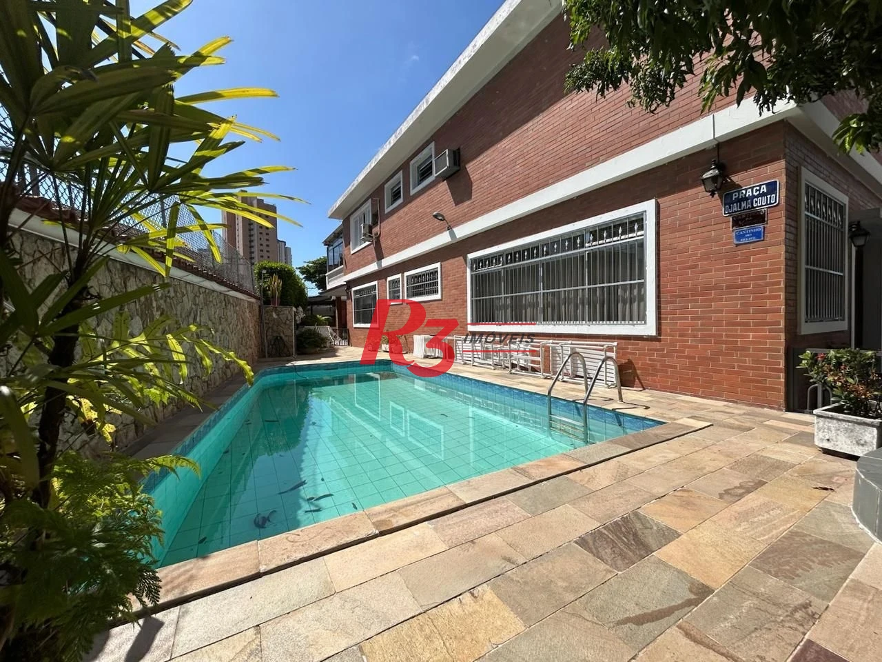 Casa com 4 dormitórios à venda, 350 m² por R$ 6.390.000,00 - Ponta da Praia - Santos/SP