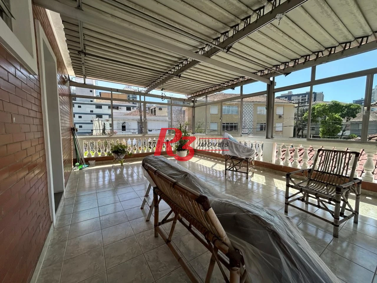 Casa com 4 dormitórios à venda, 350 m² por R$ 6.390.000,00 - Ponta da Praia - Santos/SP