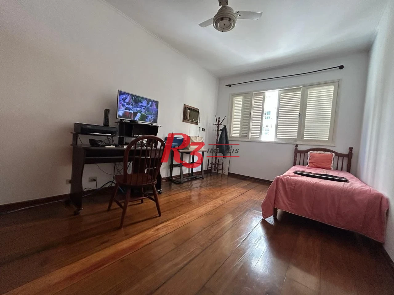 Casa com 4 dormitórios à venda, 350 m² por R$ 6.390.000,00 - Ponta da Praia - Santos/SP