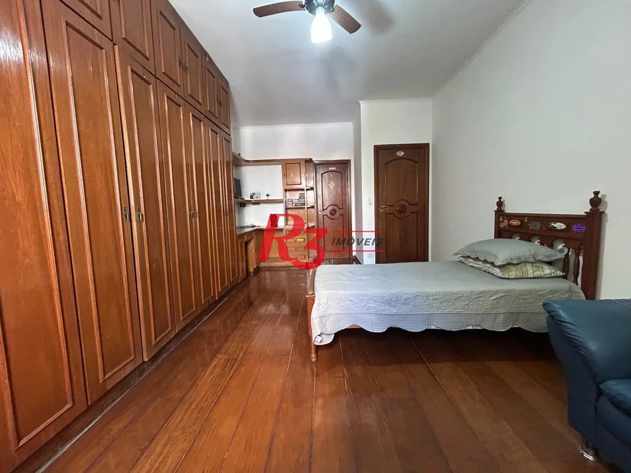 Casa com 4 dormitórios à venda, 350 m² por R$ 6.390.000,00 - Ponta da Praia - Santos/SP