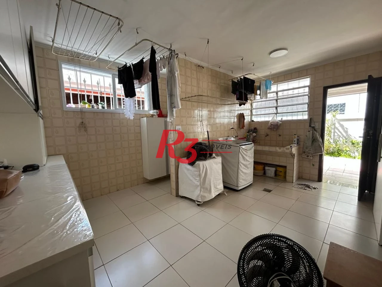 Casa com 4 dormitórios à venda, 350 m² por R$ 6.390.000,00 - Ponta da Praia - Santos/SP