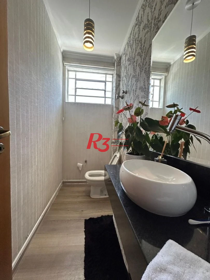 Casa com 4 dormitórios à venda, 350 m² por R$ 6.390.000,00 - Ponta da Praia - Santos/SP