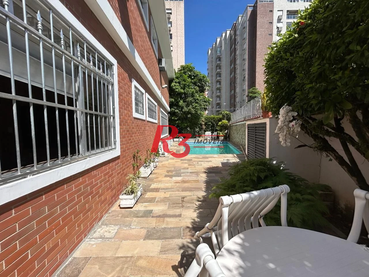 Casa com 4 dormitórios à venda, 350 m² por R$ 6.390.000,00 - Ponta da Praia - Santos/SP