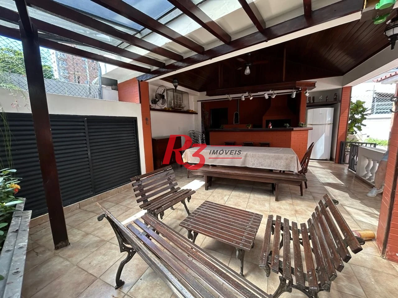 Casa com 4 dormitórios à venda, 350 m² por R$ 6.390.000,00 - Ponta da Praia - Santos/SP