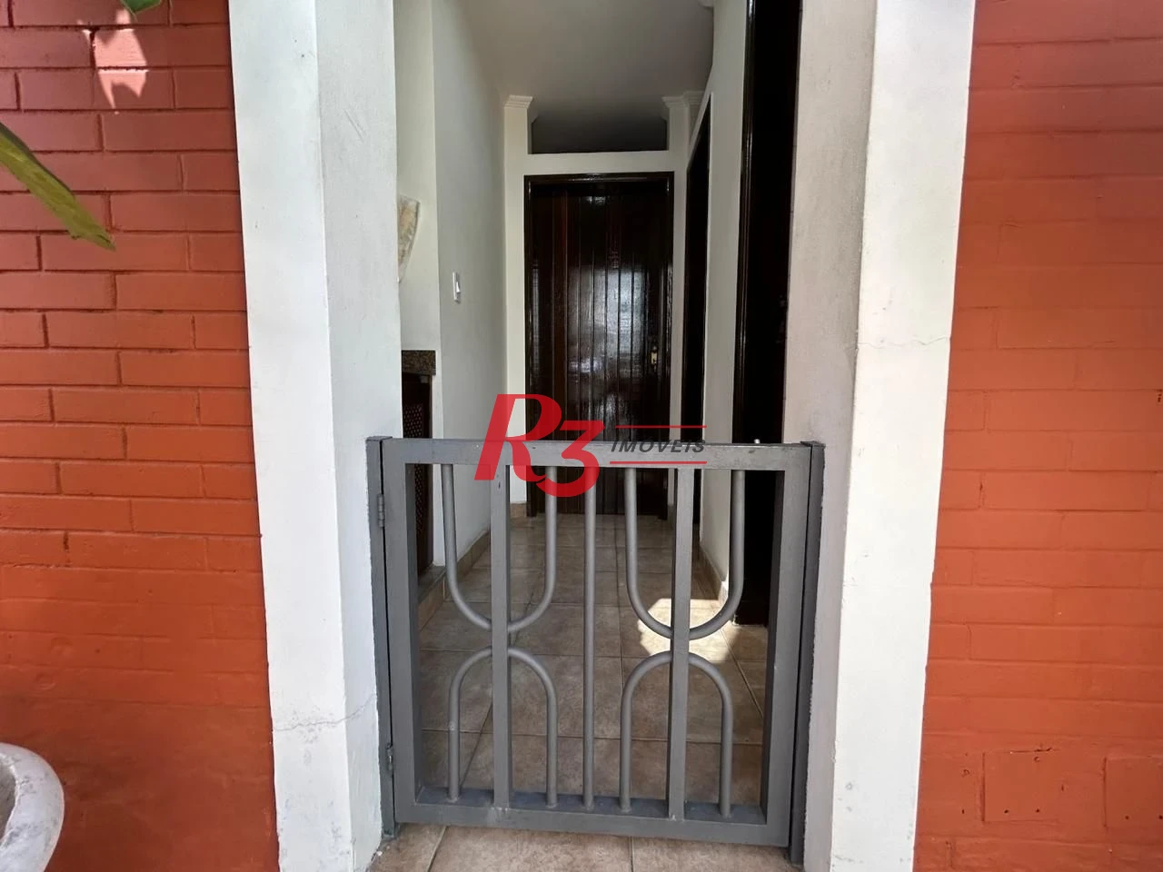 Casa com 4 dormitórios à venda, 350 m² por R$ 6.390.000,00 - Ponta da Praia - Santos/SP